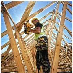 Cloueuse DeWALT DCN692P2K (2 X 5,0 Ah DCB115 DS400) -cloueur et riveteuse Soldes 55887658 5